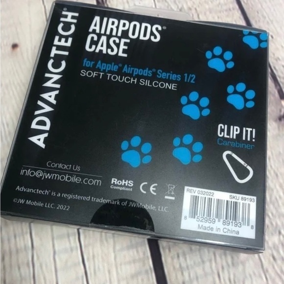 NWT-ADVANCTECH Boston Terrier AirPods Case - Picture 8 of 9